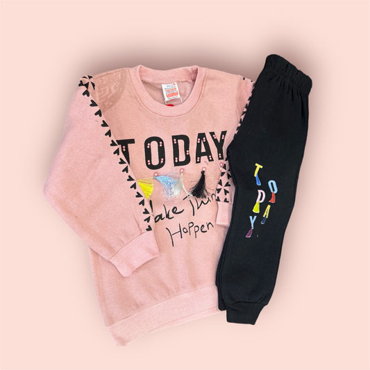 Cozy Pink Sweatshirt & Black Trouser Set for Winter